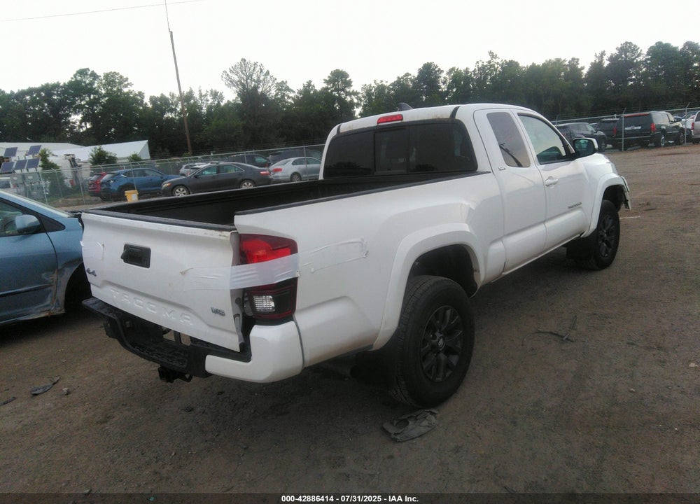 2022 TOYOTA TACOMA SR5 V6 VIN: 3TYSZ5AN7NT076636