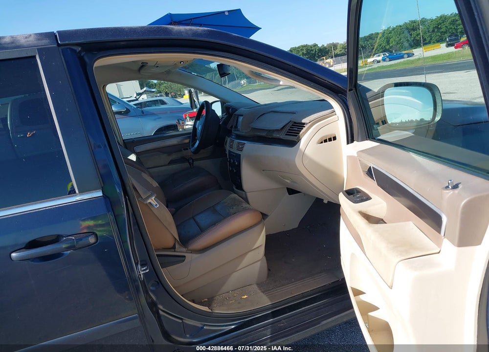 2009 VOLKSWAGEN ROUTAN SE VIN: 2V8HW34139R546627