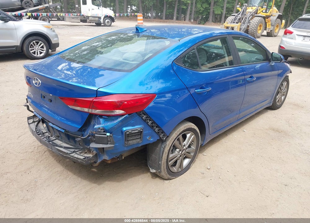 2018 HYUNDAI ELANTRA SEL VIN: 5NPD84LF3JH337168