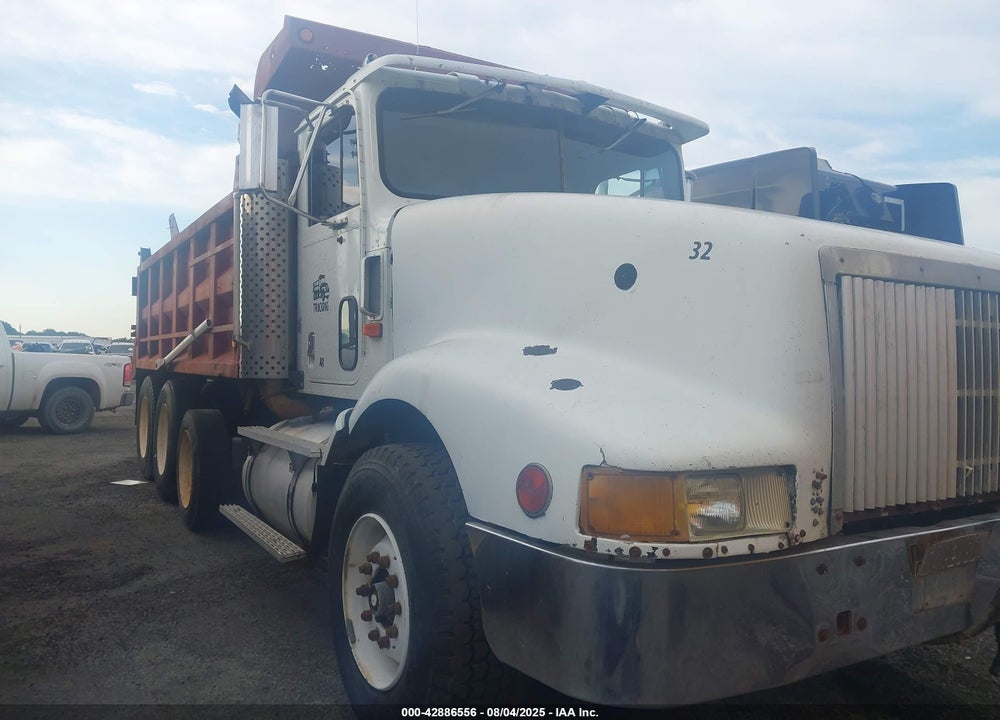 1992 INTERNATIONAL 9000 9400 VIN: 2HSFHB7R4NC058607