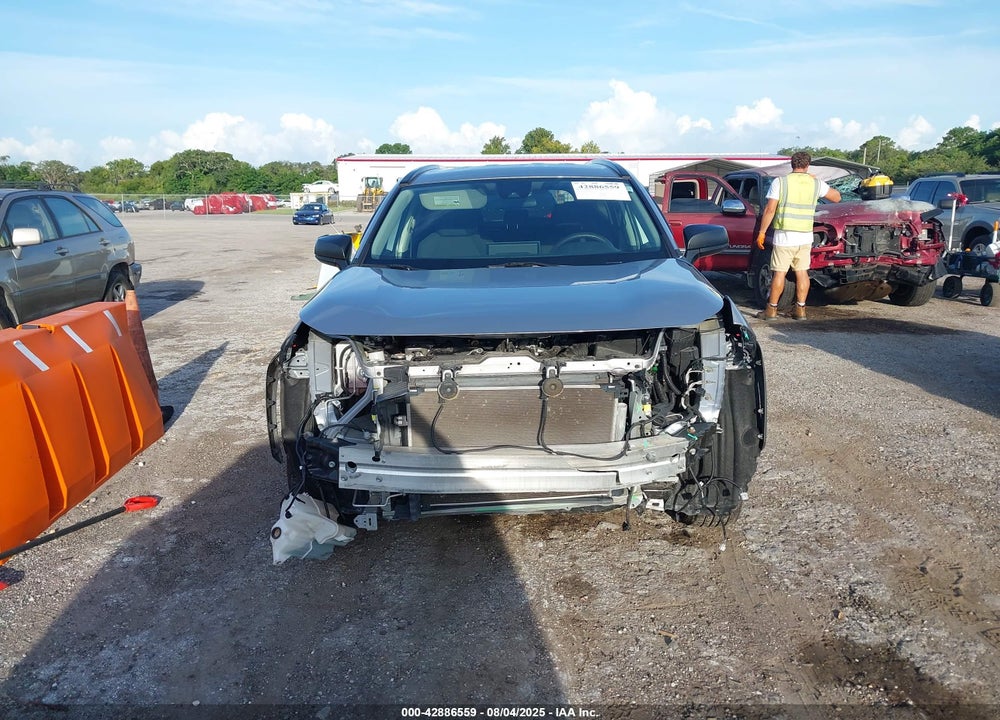 2019 TOYOTA RAV4 LE VIN: 2T3F1RFV2KC016053