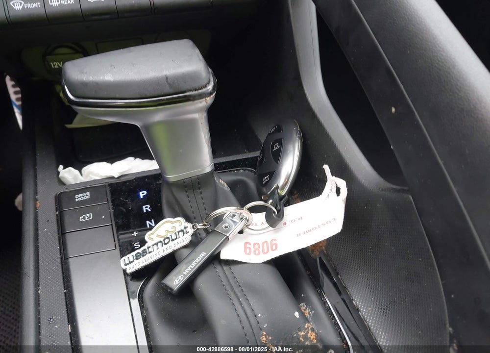 2025 HYUNDAI ELANTRA SEL SPORT VIN: KMHLM4DG9SU907045