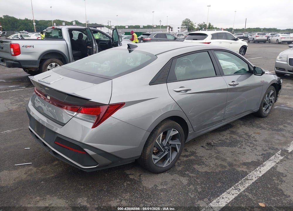 2025 HYUNDAI ELANTRA SEL SPORT VIN: KMHLM4DG9SU907045