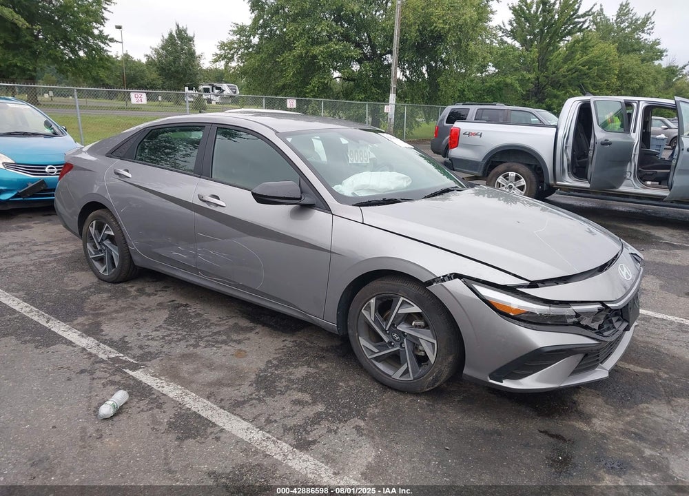 2025 HYUNDAI ELANTRA SEL SPORT VIN: KMHLM4DG9SU907045