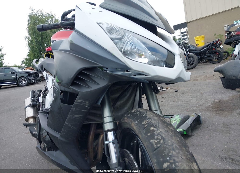 2013 KAWASAKI ZX1000 G VIN: JKAZXCG1XDA022598