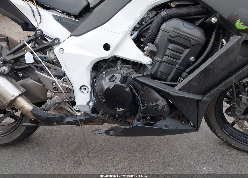 2013 KAWASAKI ZX1000 G VIN: JKAZXCG1XDA022598