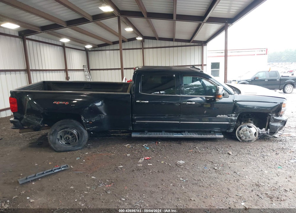 2017 CHEVROLET SILVERADO 3500HD HIGH COUNTRY VIN: 1GC4K1EY1HF244507