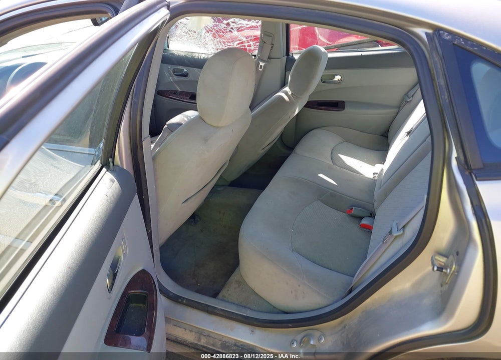 2007 BUICK LACROSSE VIN: 2G4WC582271246711
