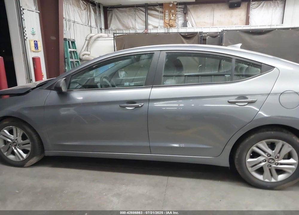 2019 HYUNDAI ELANTRA VIN: KMHD84LF5KU734349
