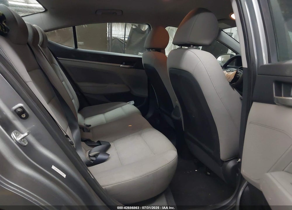 2019 HYUNDAI ELANTRA VIN: KMHD84LF5KU734349