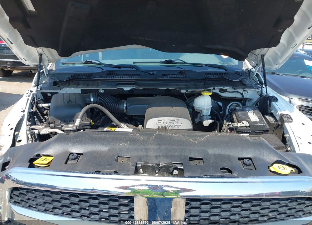 2019 RAM 1500 VIN: 1C6RR6FG2KS704851