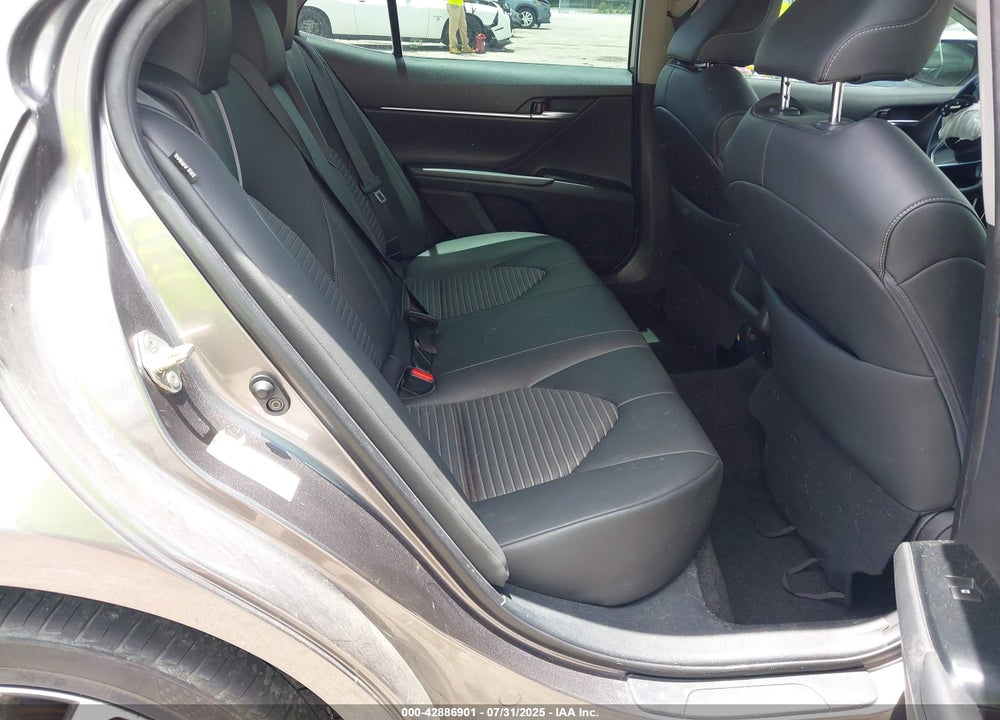 2018 TOYOTA CAMRY VIN: 4T1B11HK8JU569749
