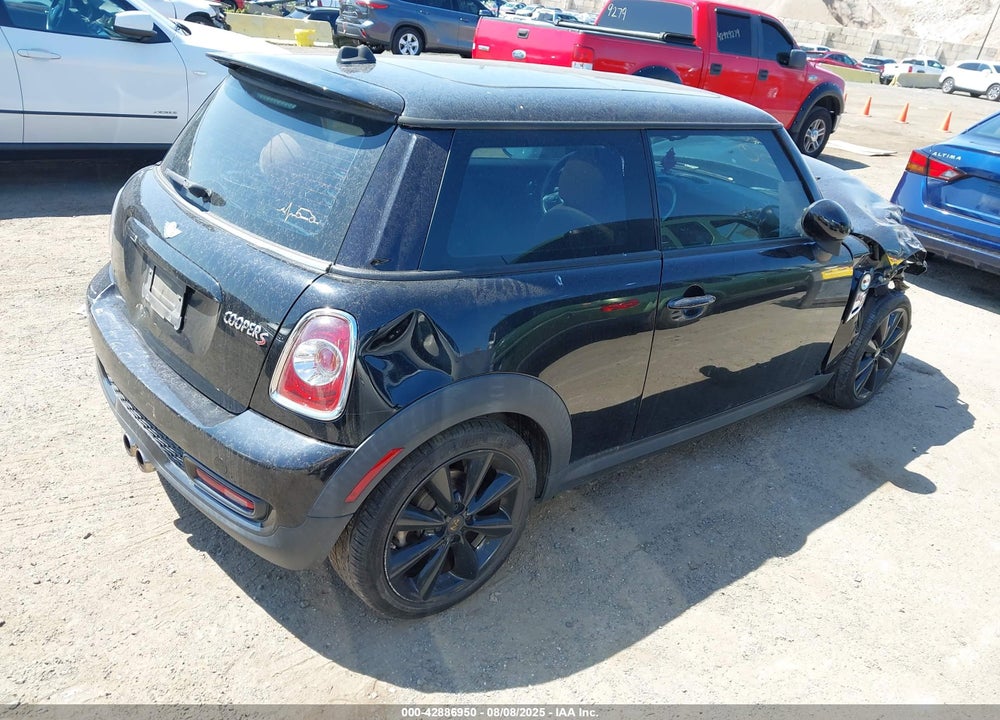 2013 MINI HARDTOP VIN: WMWSV3C56DT391241