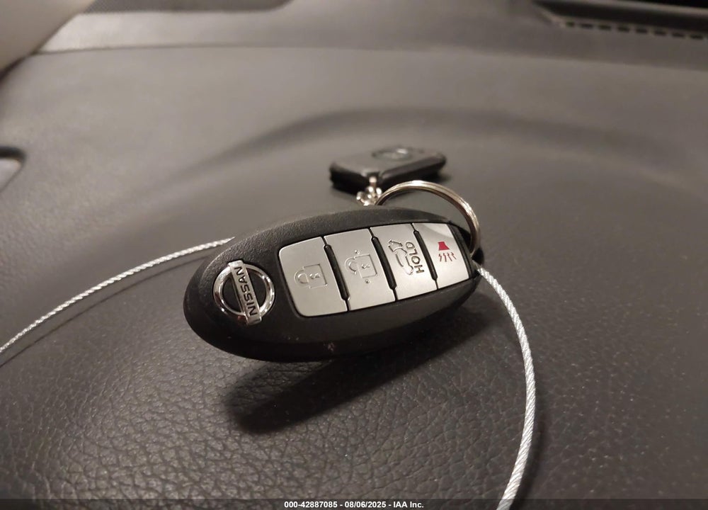 2016 NISSAN ROGUE VIN: 5N1AT2MV8GC900386