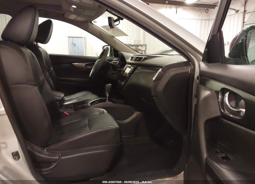 2016 NISSAN ROGUE VIN: 5N1AT2MV8GC900386