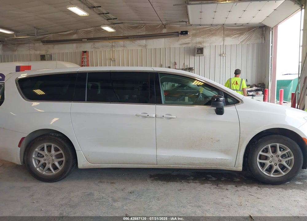 2024 CHRYSLER VOYAGER LX VIN: 2C4RC1CG6RR106842