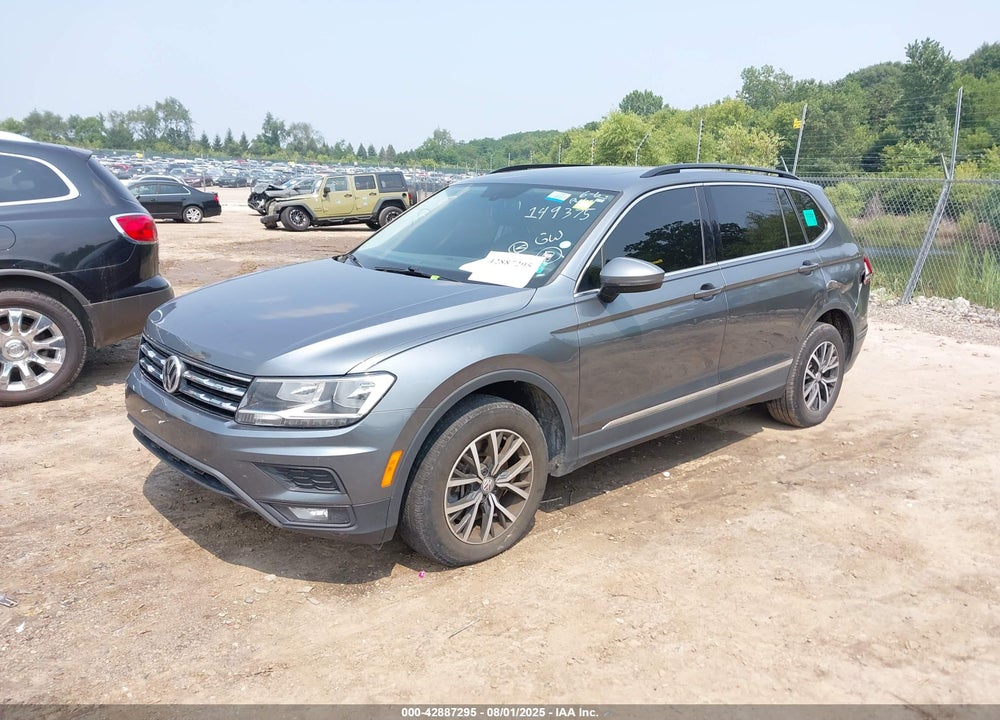 2019 VOLKSWAGEN TIGUAN VIN: 3VV2B7AX6KM149375