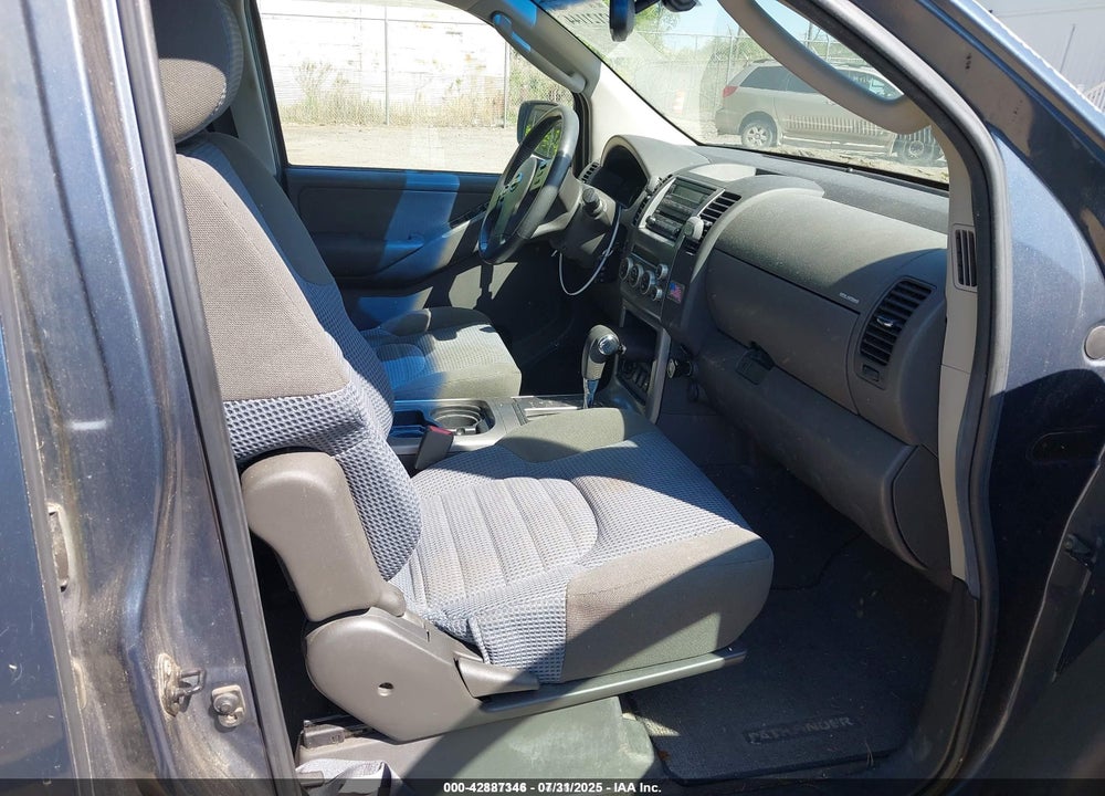 2005 NISSAN PATHFINDER SE OFF-ROAD VIN: 5N1AR18W45C744162