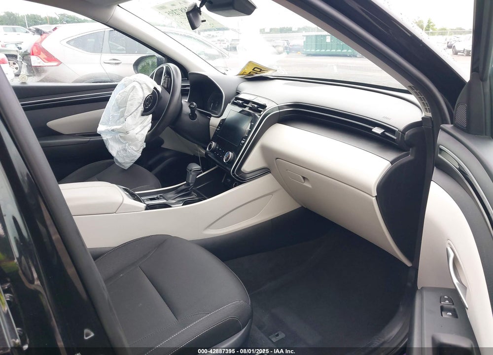 2022 HYUNDAI TUCSON VIN: KM8JBCAE6NU031615