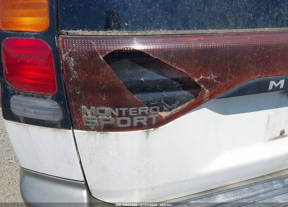 2003 MITSUBISHI MONTERO SPORT XLS VIN: JA4LS31R83J016638