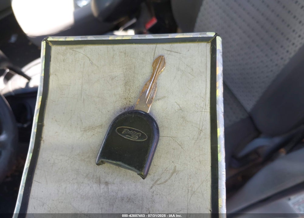 2006 FORD FOCUS ZX4 VIN: 1FAFP34N16W101752