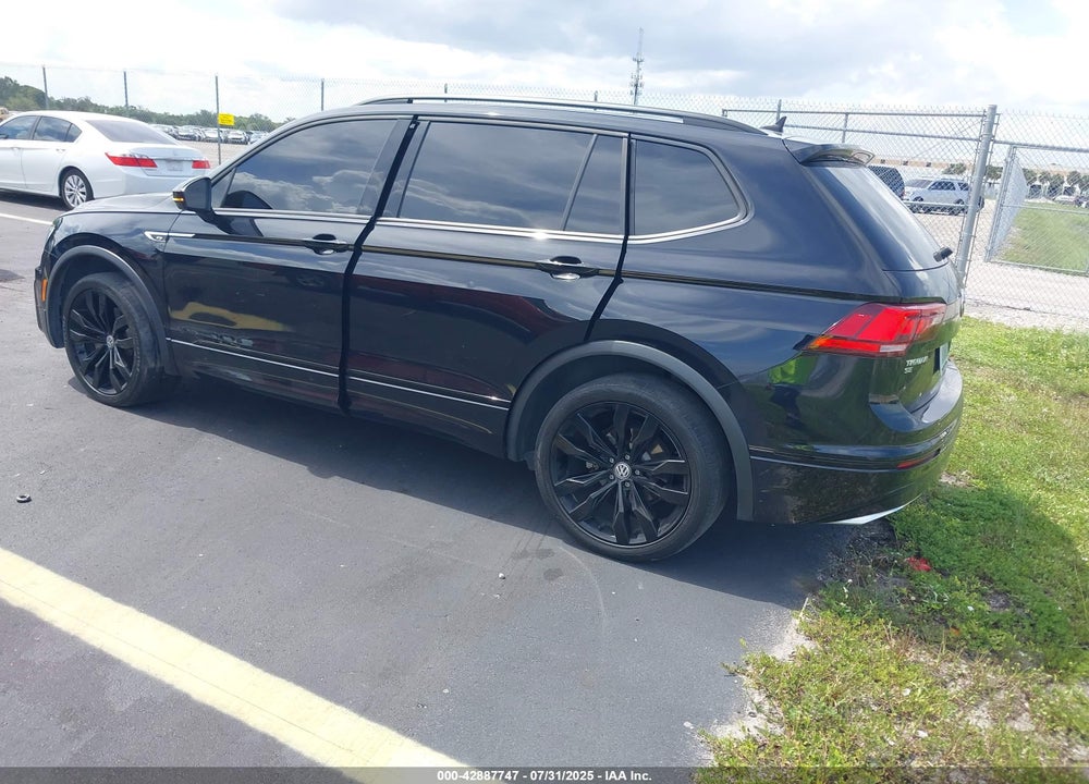 2021 VOLKSWAGEN TIGUAN VIN: 3VV2B7AX9MM065229