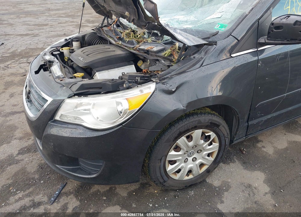 2012 VOLKSWAGEN ROUTAN S VIN: 2C4RVAAG8CR353834