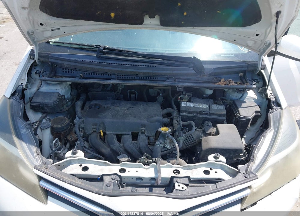2015 TOYOTA YARIS VIN: VNKKTUD34FA046615