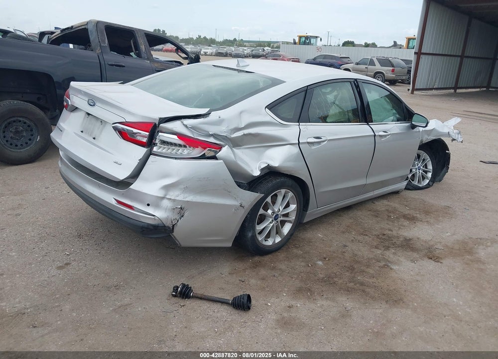 2019 FORD FUSION VIN: 3FA6P0H76KR142272
