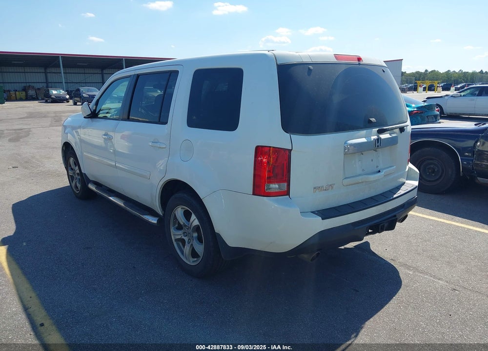 2015 HONDA PILOT VIN: 5FNYF3H49FB029940