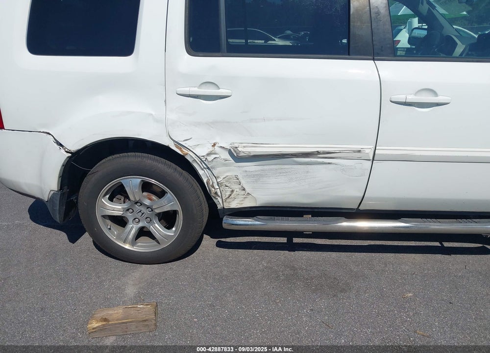 2015 HONDA PILOT VIN: 5FNYF3H49FB029940