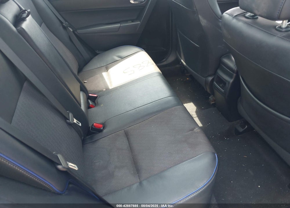2019 TOYOTA COROLLA VIN: 2T1BURHE6KC226022