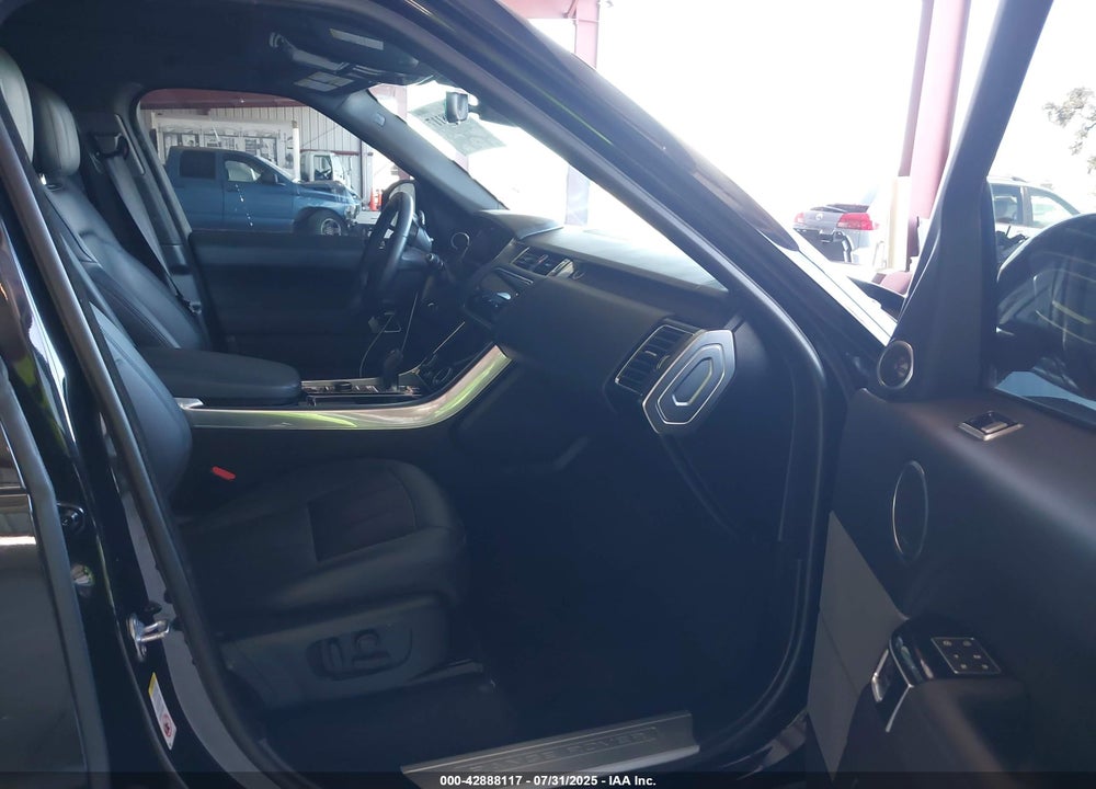 2022 LAND ROVER RANGE ROVER SPORT VIN: SALWR2SU6NA238280