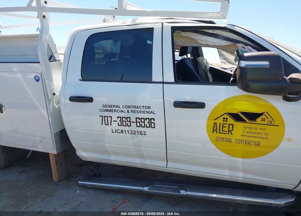 2024 RAM 3500 TRADESMAN  4X4 8' BOX VIN: 3C63R3GL7RG168433