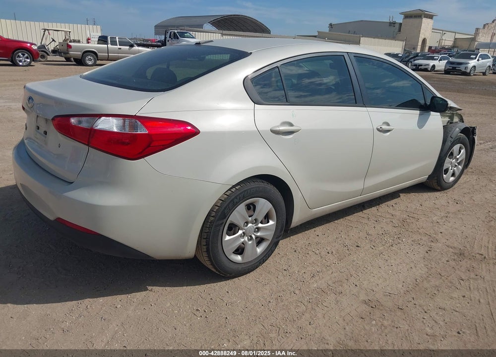 2015 KIA FORTE VIN: KNAFK4A63F5271125