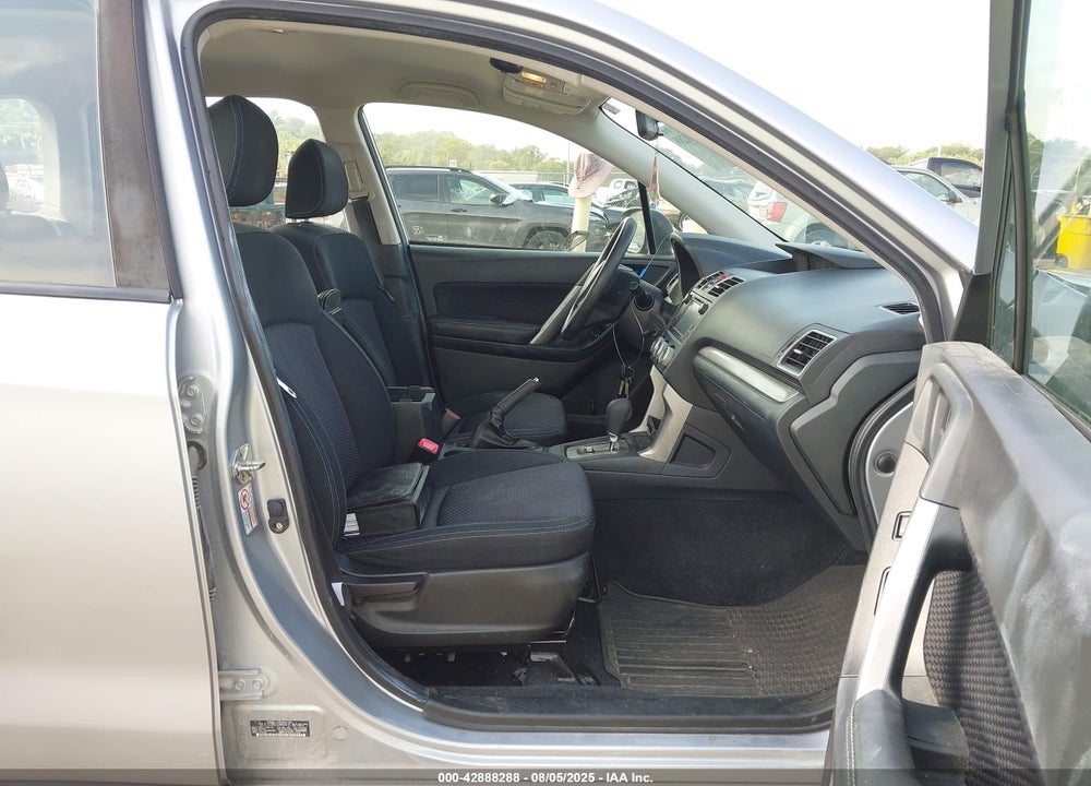 2018 SUBARU FORESTER VIN: JF2SJABC9JH450074