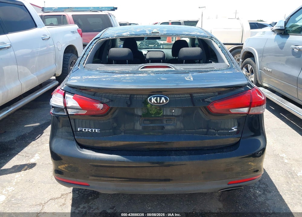 2017 KIA FORTE VIN: 3KPFL4A75HE079043