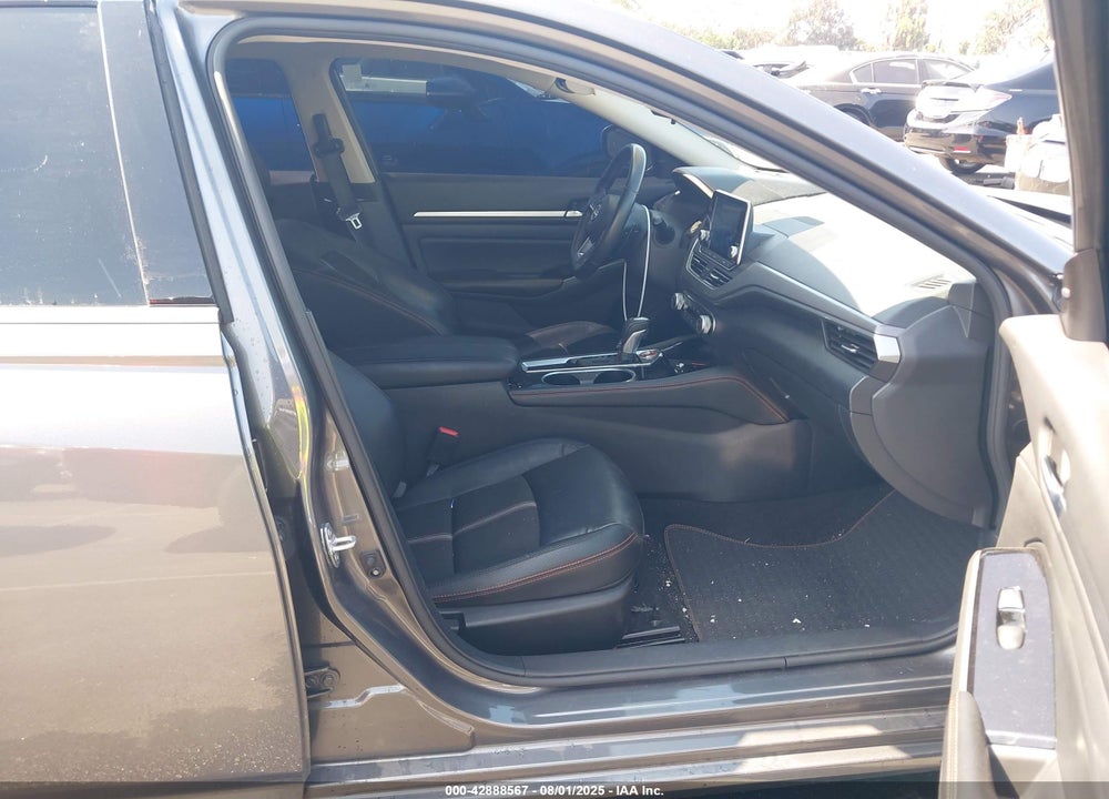 2024 NISSAN ALTIMA SR FWD VIN: 1N4BL4CV4RN376673