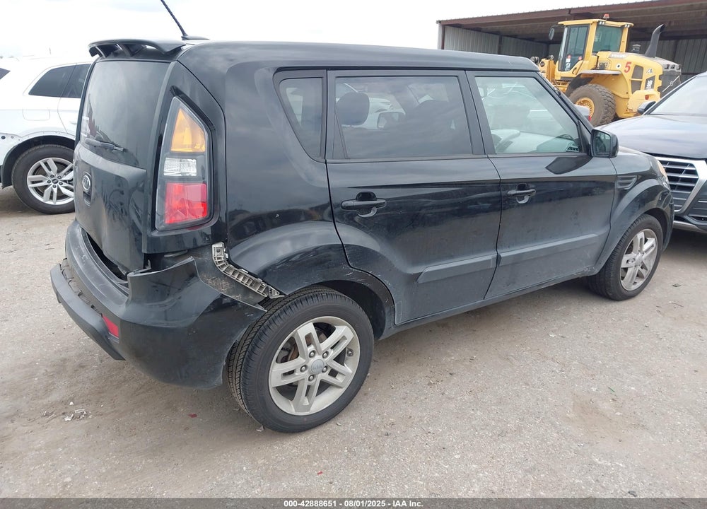 2011 KIA SOUL VIN: KNDJT2A29B7350079