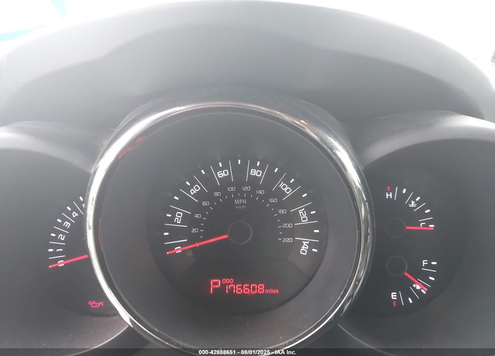 2011 KIA SOUL VIN: KNDJT2A29B7350079