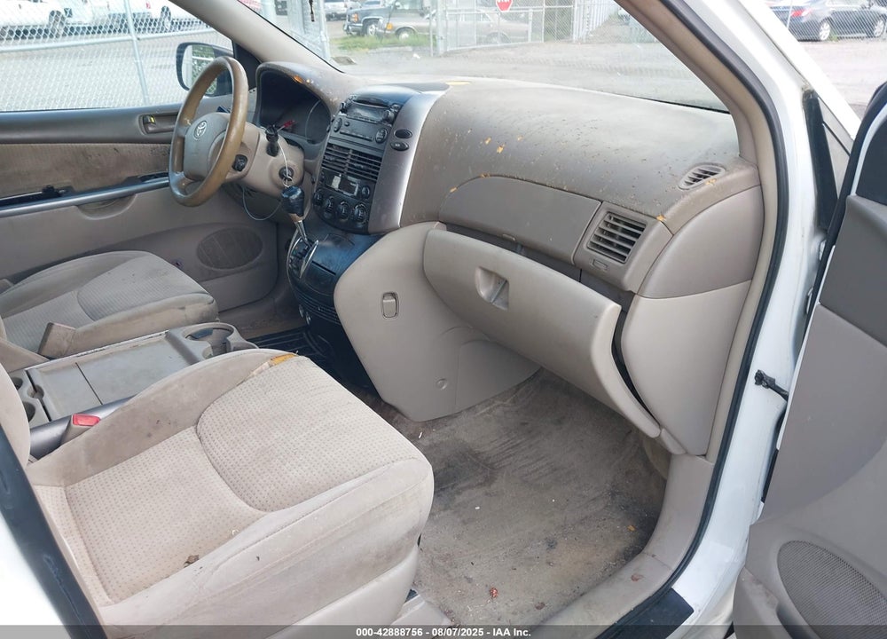 2009 TOYOTA SIENNA LE VIN: 5TDZK23C09S281357