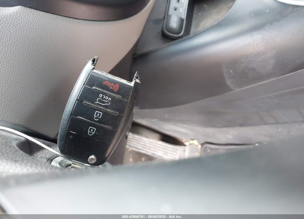 2014 KIA SOUL VIN: KNDJP3A51E7078717