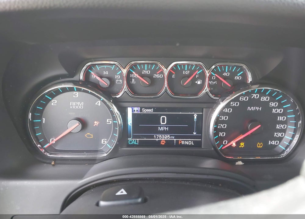 2018 CHEVROLET SUBURBAN LT VIN: 1GNSKHKC3JR276833