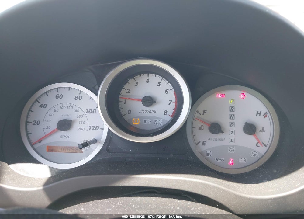2005 TOYOTA RAV4 VIN: JTEGD20V950062879