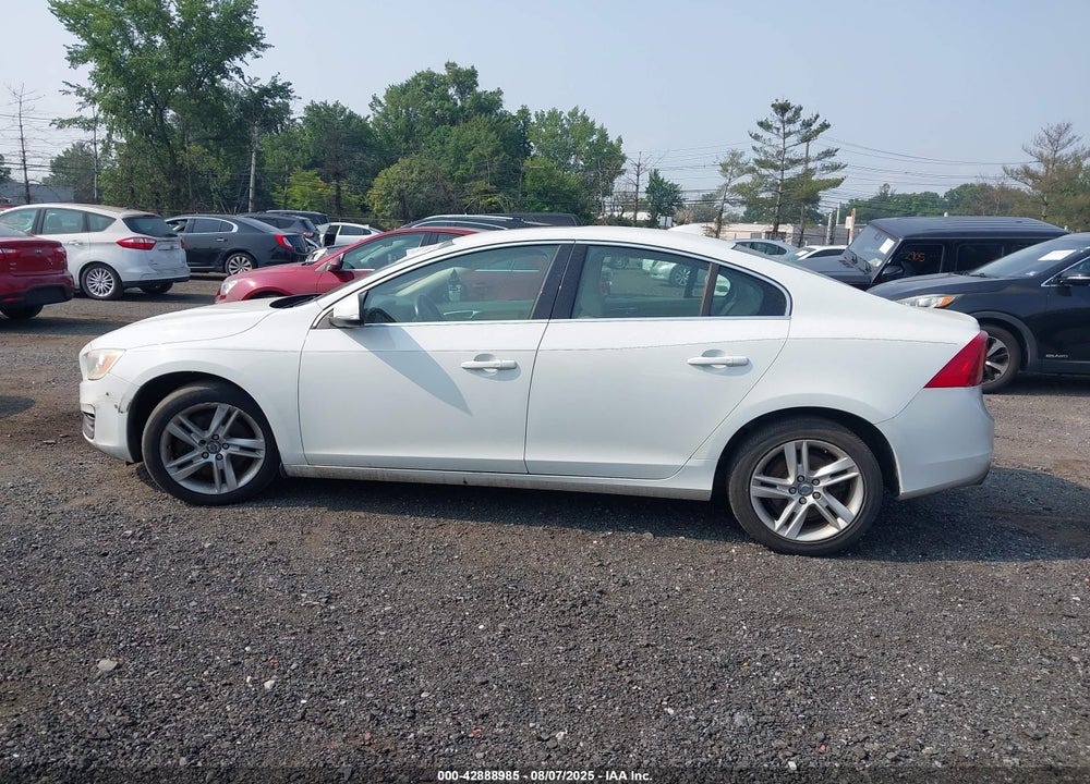2015 VOLVO S60 VIN: YV1612TB8F1317795