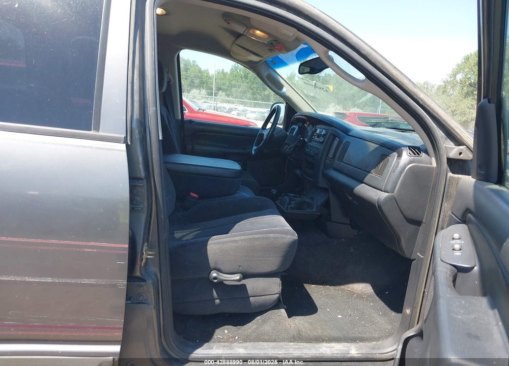 2002 DODGE RAM 1500 ST VIN: 3D7HU18ZX2G195125