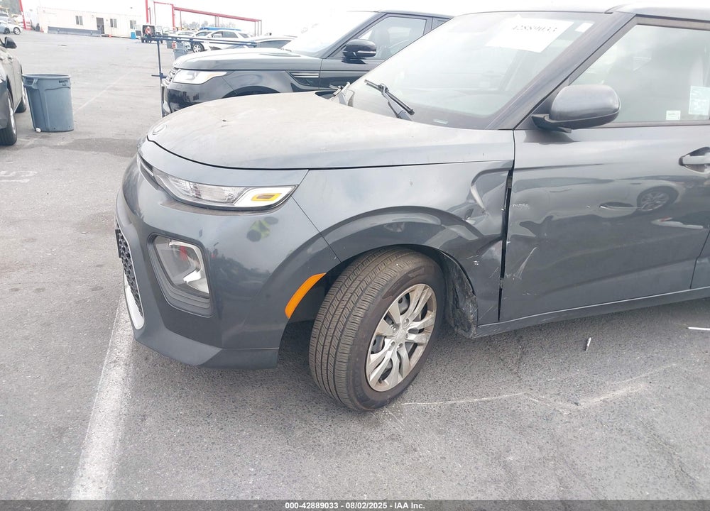 2020 KIA SOUL LX VIN: KNDJ23AU4L7716042