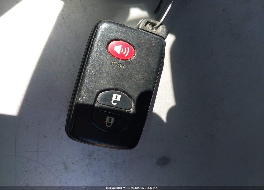 2014 TOYOTA PRIUS VIN: JTDKN3DU6E1736094