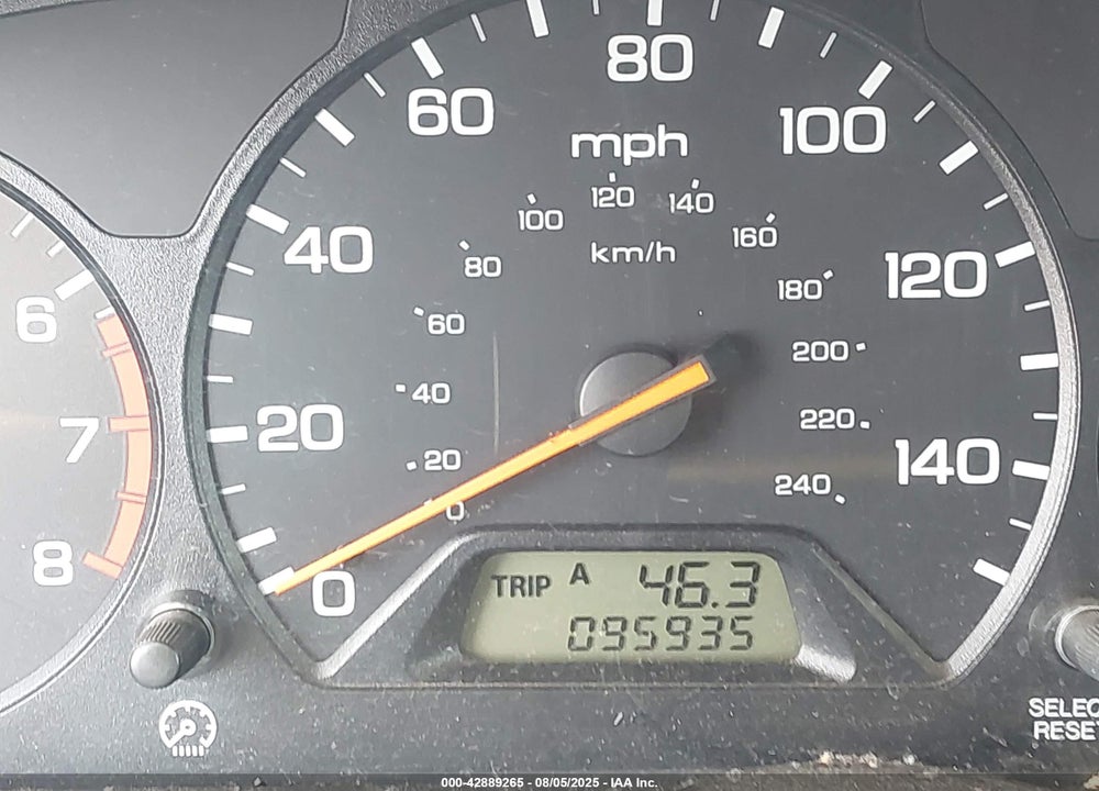 2001 HONDA ACCORD 2.3 LX VIN: 1HGCG66511A024660