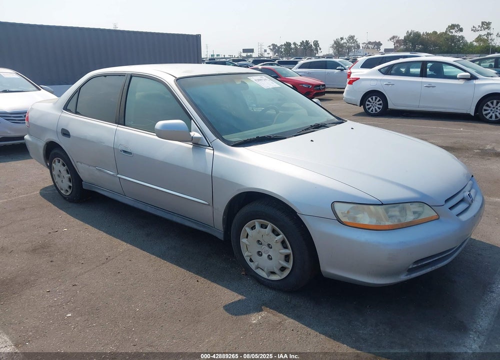 2001 HONDA ACCORD 2.3 LX VIN: 1HGCG66511A024660